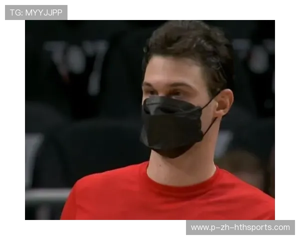 小特雷外线虚晃拉开空位,亚特兰大压住节奏